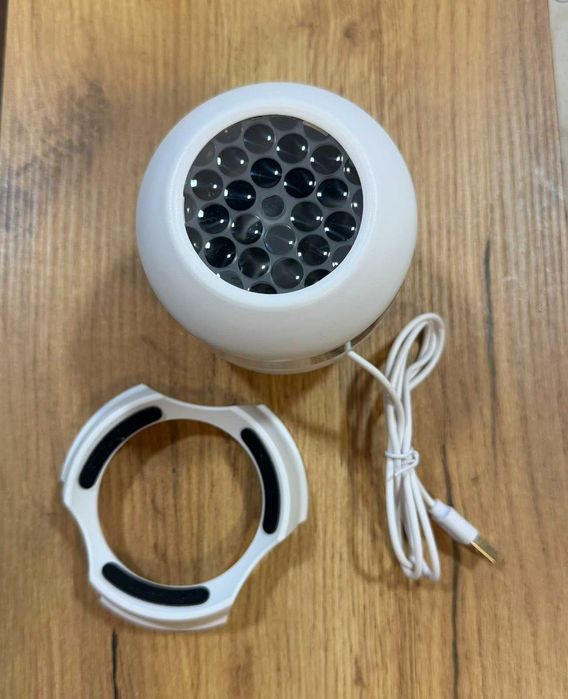 Детски LED проектор / Нощна лампа – Футболни топки и звезди