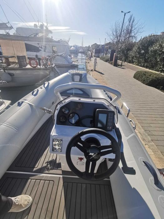 Надуваема лодка Highfield CL 420