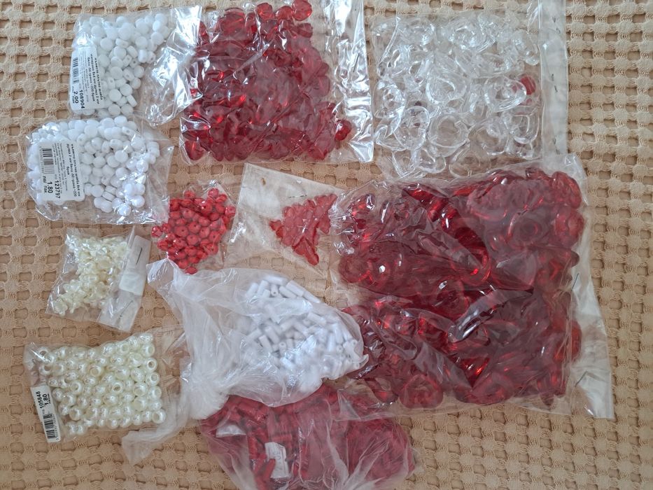 Мъниста за мартеници