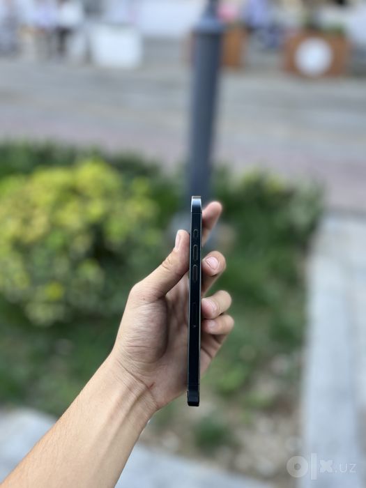 Iphone 15 pro 128 gb 79 yoks