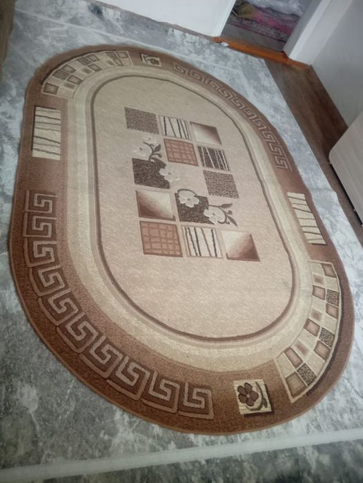 Продам ковров чистые постиранное ,