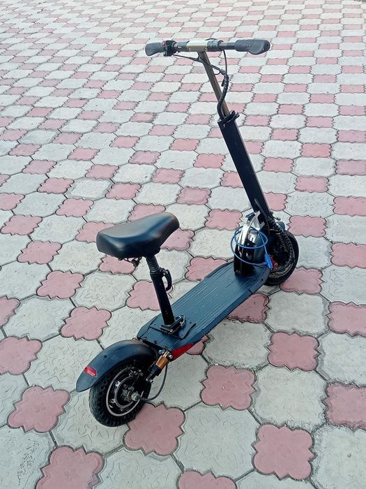 Электросамокат Kugoo M4