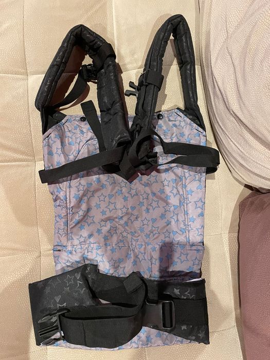 Раница за носене на бебе