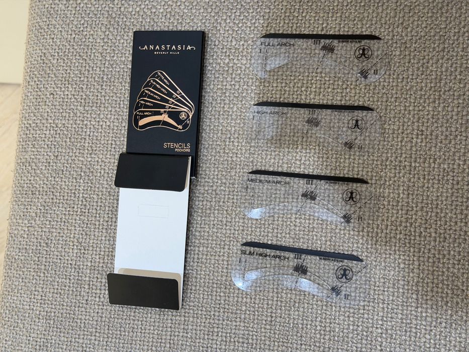 Anastasia Beverly Hills шаблони за вежди