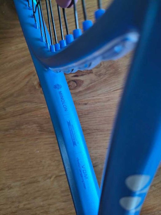 Тенис ракета Yonex EZONE 98 Blast Blue 2025 305 гр. 16х19 Като нова