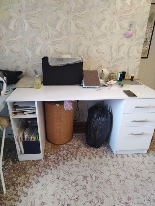 Стол офисный письменный