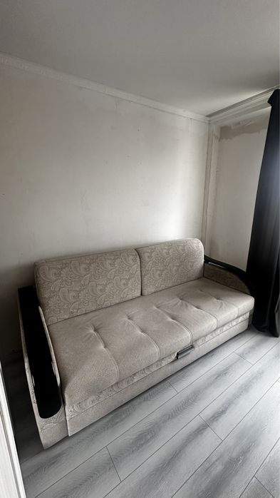 Продам шкаф и диван