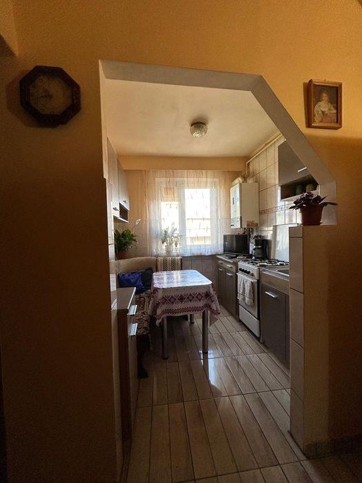 Vând apartament 2 camere, Deva, zona Mihai Viteazu