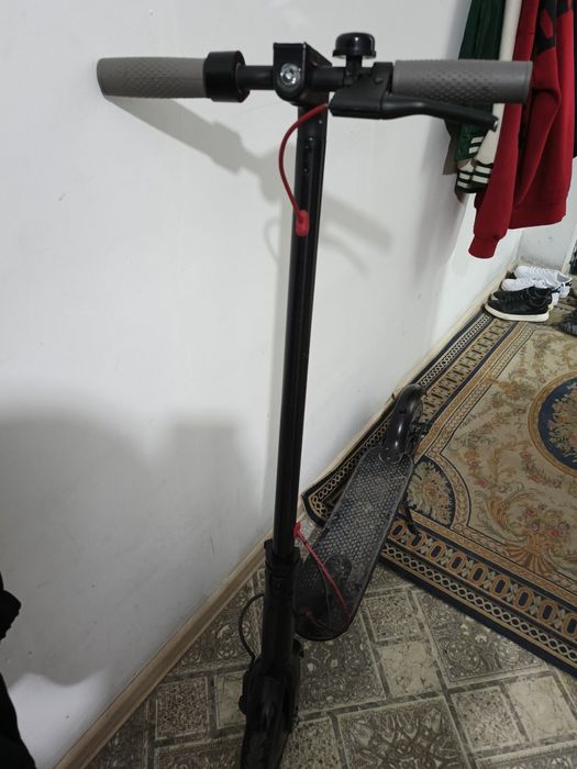 Продам электросамокат