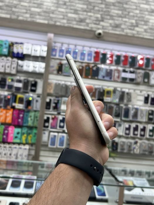 Iphone 11 128gb Ideal usta kormagan hama joyi ishlid ayb yoq