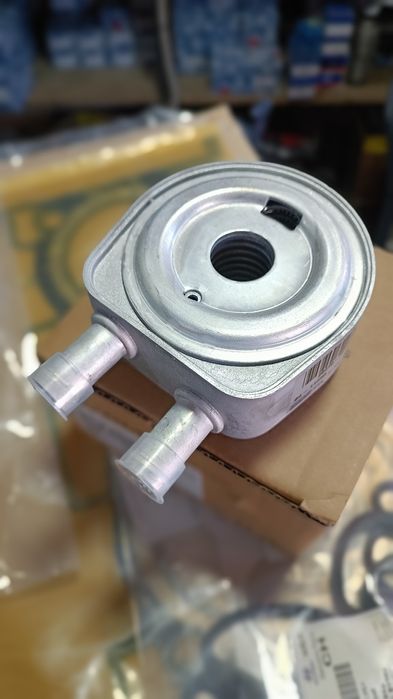 Теплообменник (масляный радиатор) Hyundai Kia 2.4 G4KJ