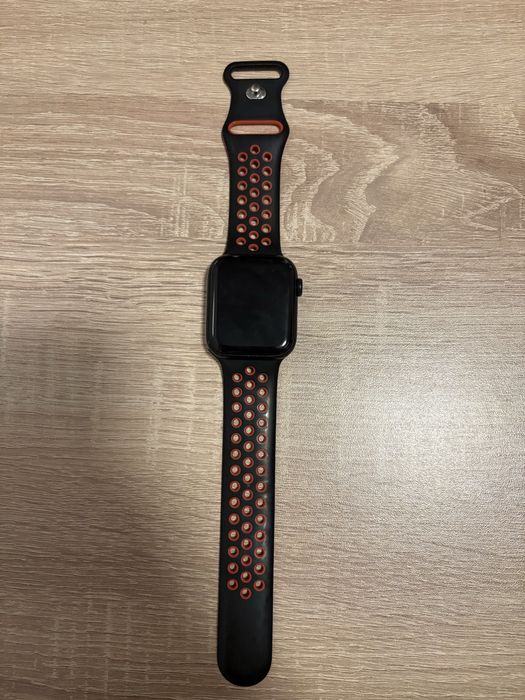 Аксесоари за Apple Watch SE 2 44 mm