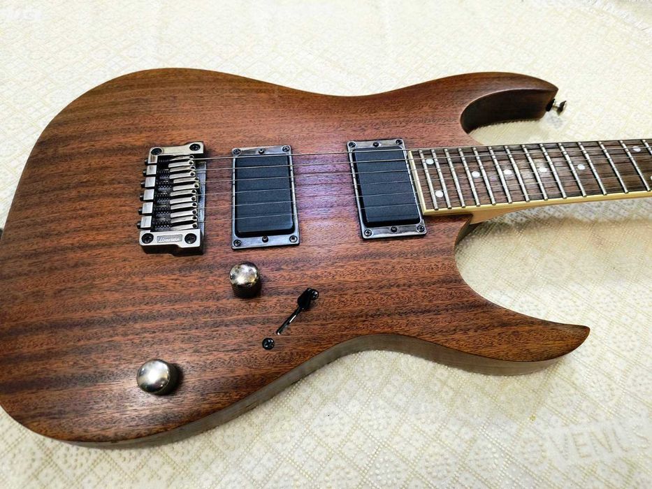 КИТАРА Ibanez rGA32
