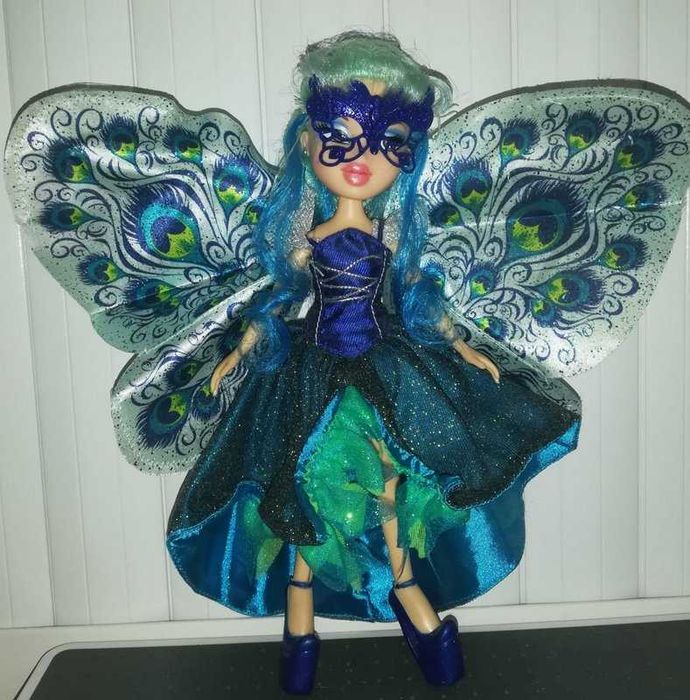 Bratz  angel chic mystique cloe