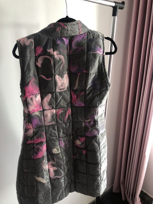 Vesta dama de fas cu pene roz cu gri