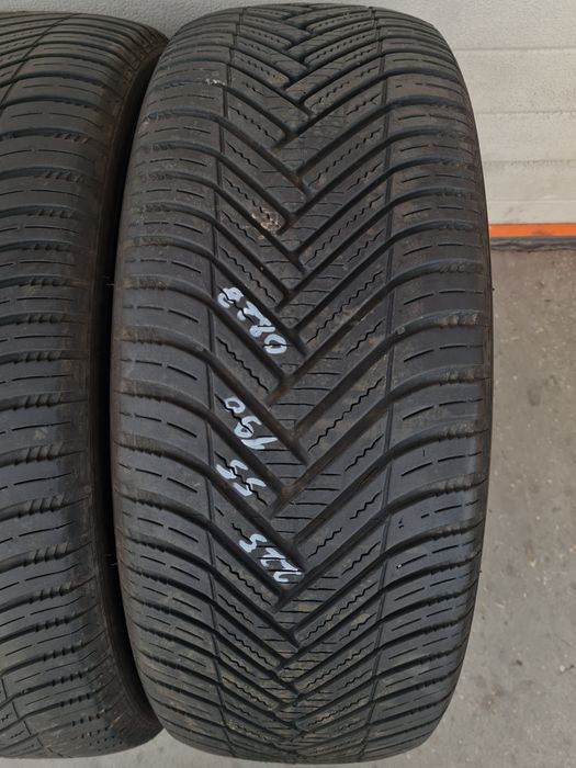 Всесезонни гуми 4 броя HANKOOK Kinergy 4S2X 225 55 R19 дот 0823