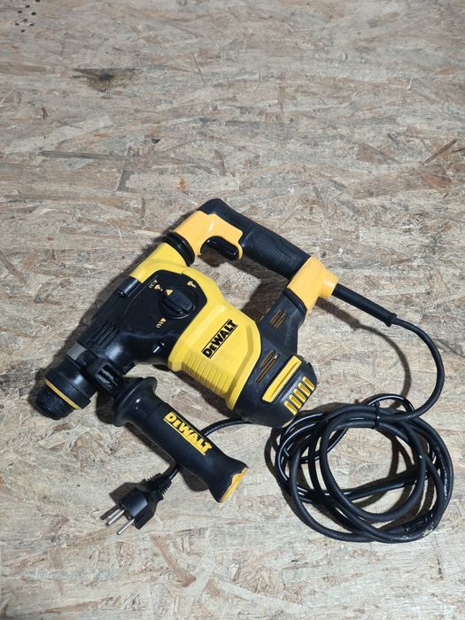 Rotopercutor SDS Plus 950W DeWalt 25333