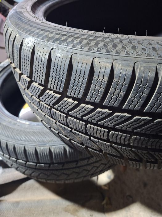 Anvelope iarna 225/45r18