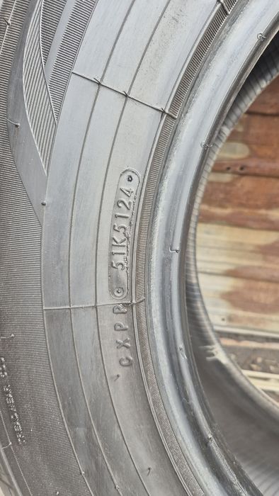 Продам шины Toyo