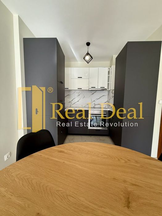 Дава се под наем Тристаен апартамент в София, Витоша - 100 кв.м за 787.95 € - Снимка #4