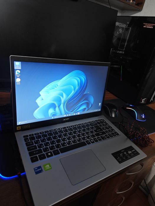 Ноутбук Acer aspire 3