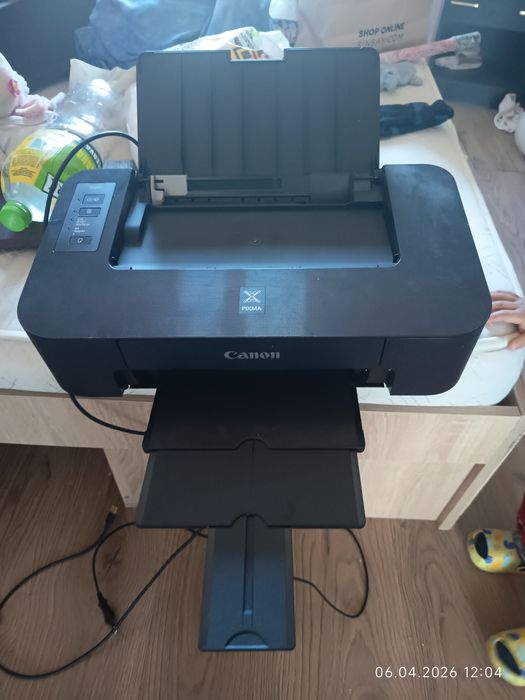 Vând imprimantă Canon