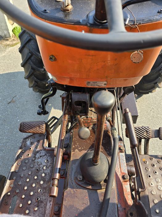 Vând tractor FIAT 750 DTC cu tractiune 4x4.Stare excepționala