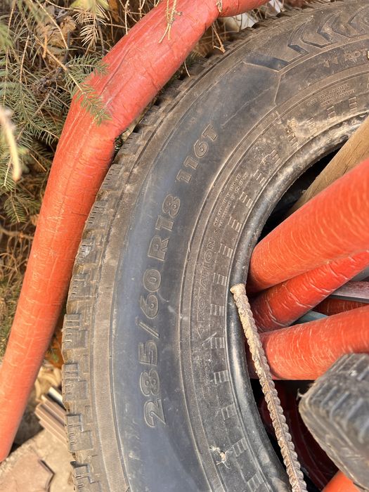 Продам зимние шины R18