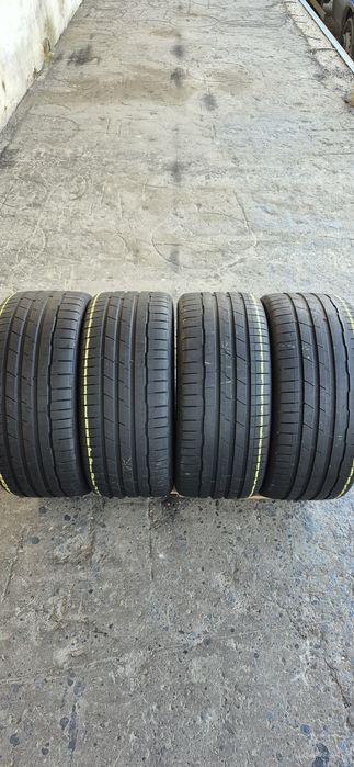 4 anvelope vara Hankook 235/35/19,dot 2021.Pretul este pe bucata.