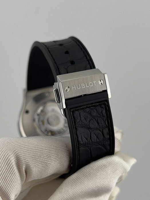 Наручные часы  Hublot Classic Fusion