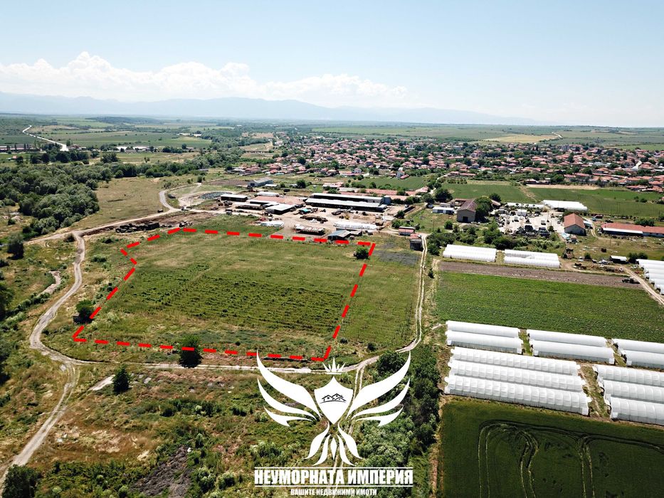 Продавам парцел/имот 11864кв.м. статут за производствен, складов обект в квартал Дебър на град Първомай