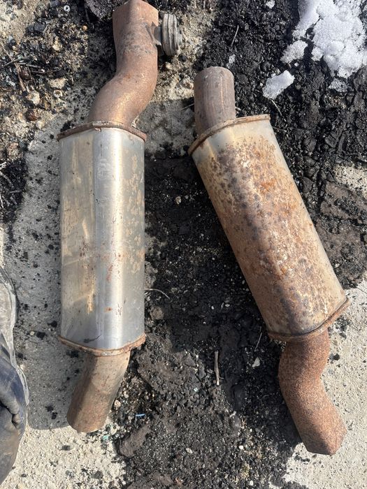 Средно гърне ауди с3 8л / audi a3 s3 8l