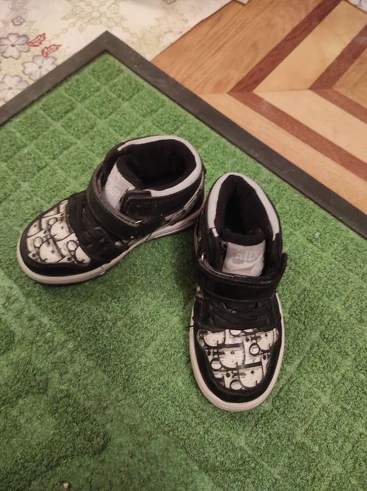 Продаю кожаные Nike Jordan