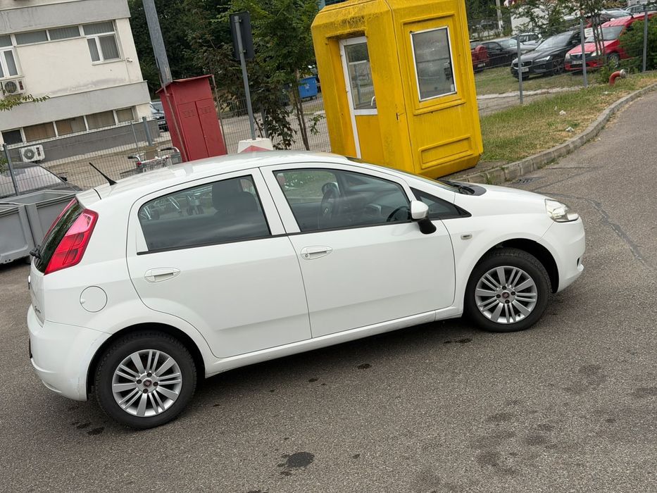 Fiat Punto 2011 diesel 1.3 / consum foarte mic/ model euro 5