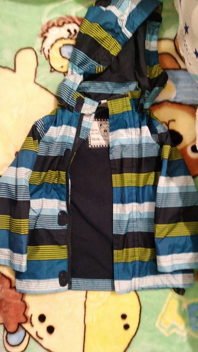 Продам курточки на осень