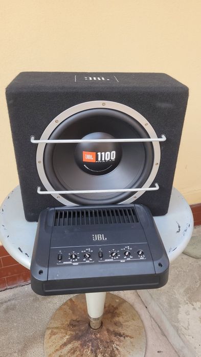 Subwoofer auto JBL 1100 Wati + statie