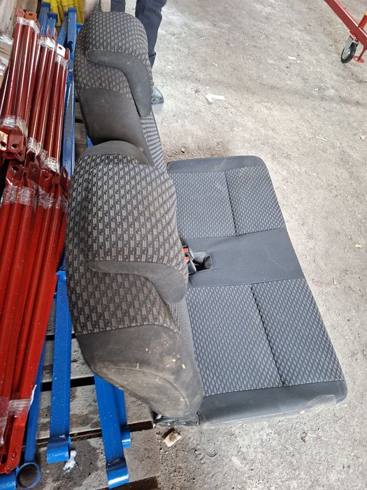 3-и ряд сидени лада ларгус