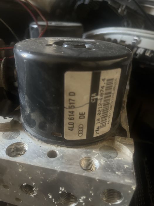 ABS модул AUDI Q7 4L Ауди Ку7 4Л