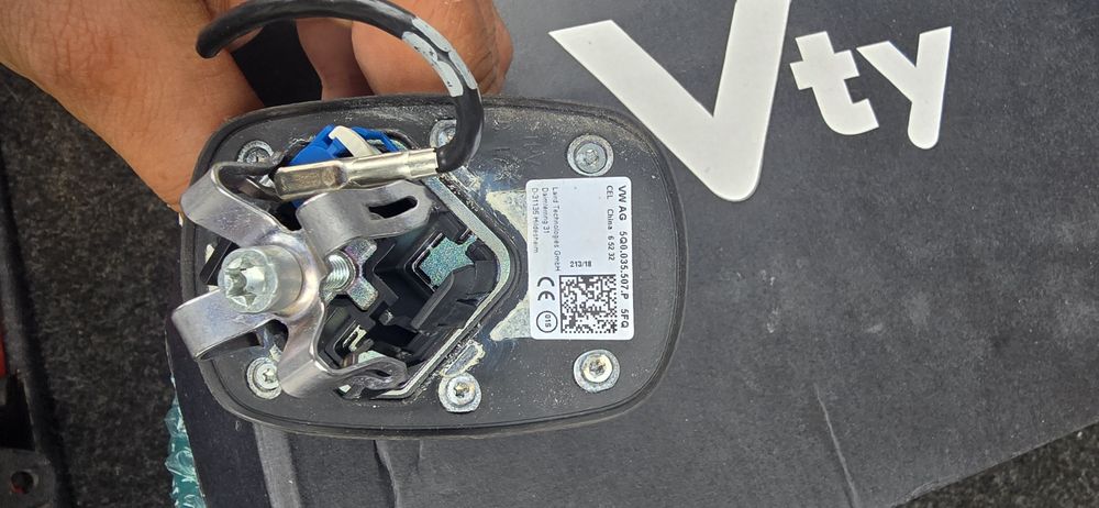 Coada de rechin cu antena gps Skoda Octavia 3
