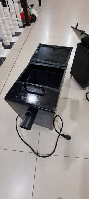 Mașini gheata carbonica