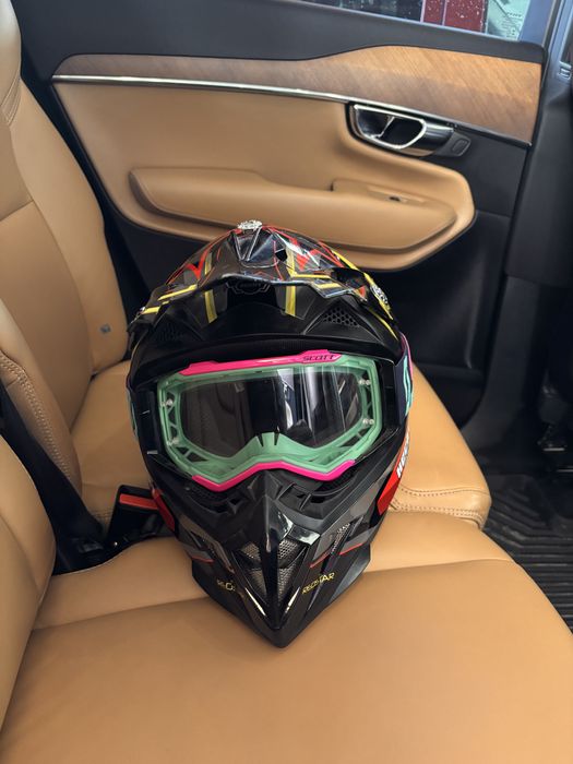 Casca atv hect redstar