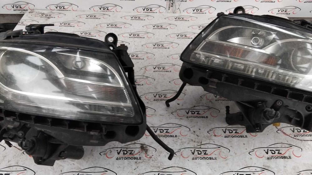 Far cu xenon stanga-dreapta Audi A5 an 2010