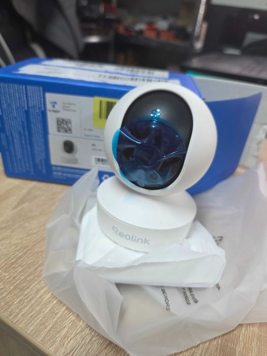 Cameră de supraveghere interioară Reolink 2K, 360°, WiFi, 4MP