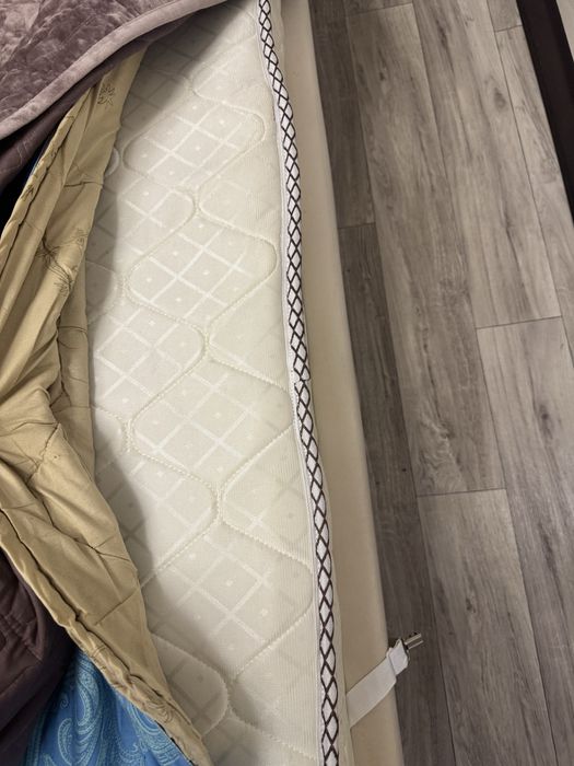 Продам матрас двухспалка