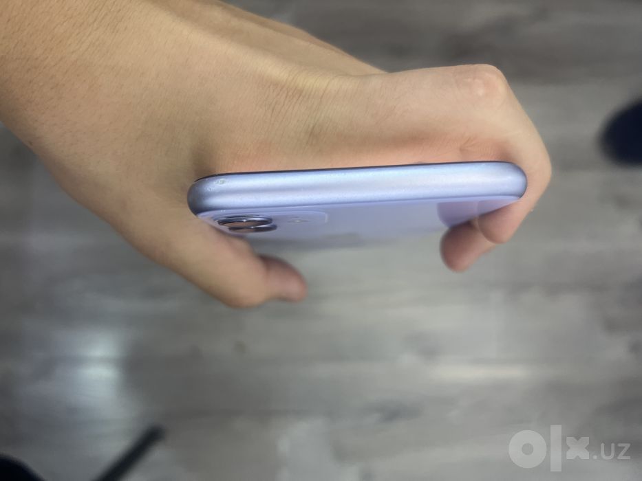Iphone 11 sotiladi