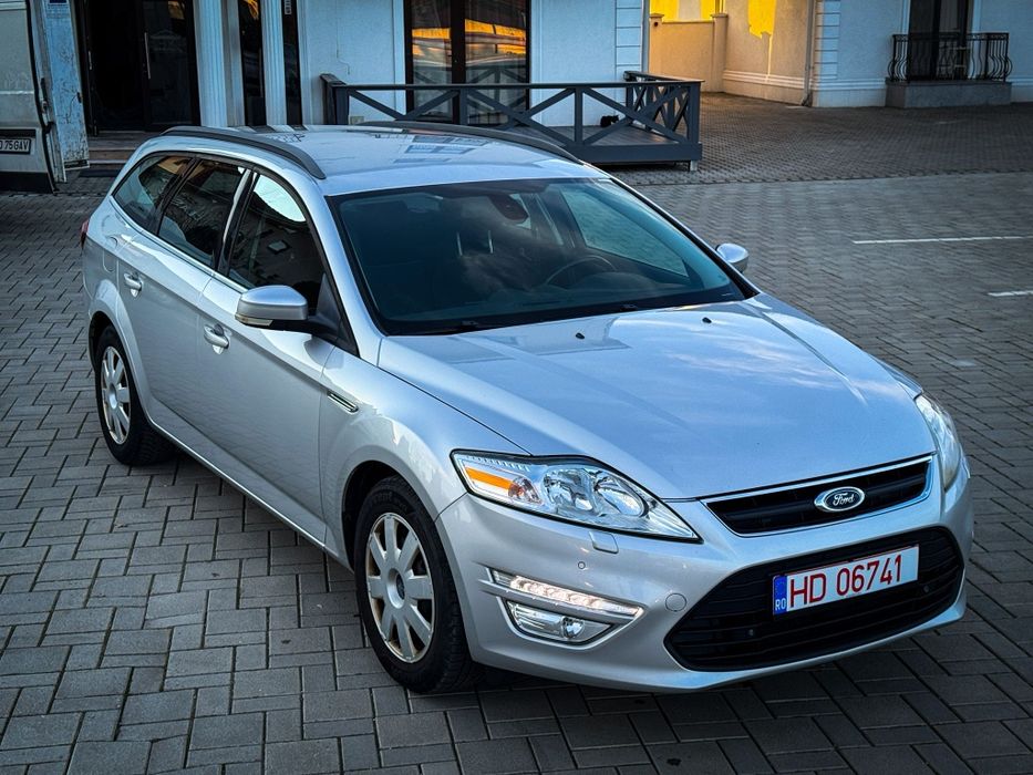 Ford Mondeo  2.0 Tdci Navi LED