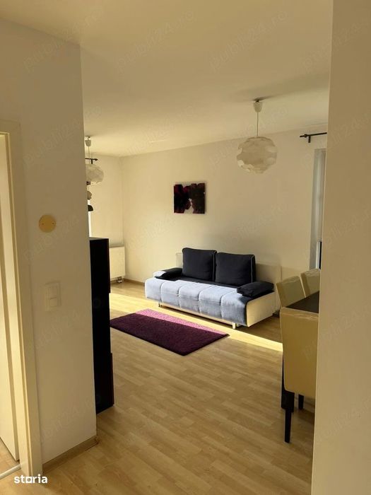 Inchiriez apartament