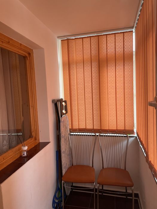 Inchiriez apartament 3 camere