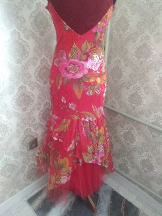 Нарядное  платье Jadore