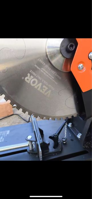Циркуляр/Пендула за метал